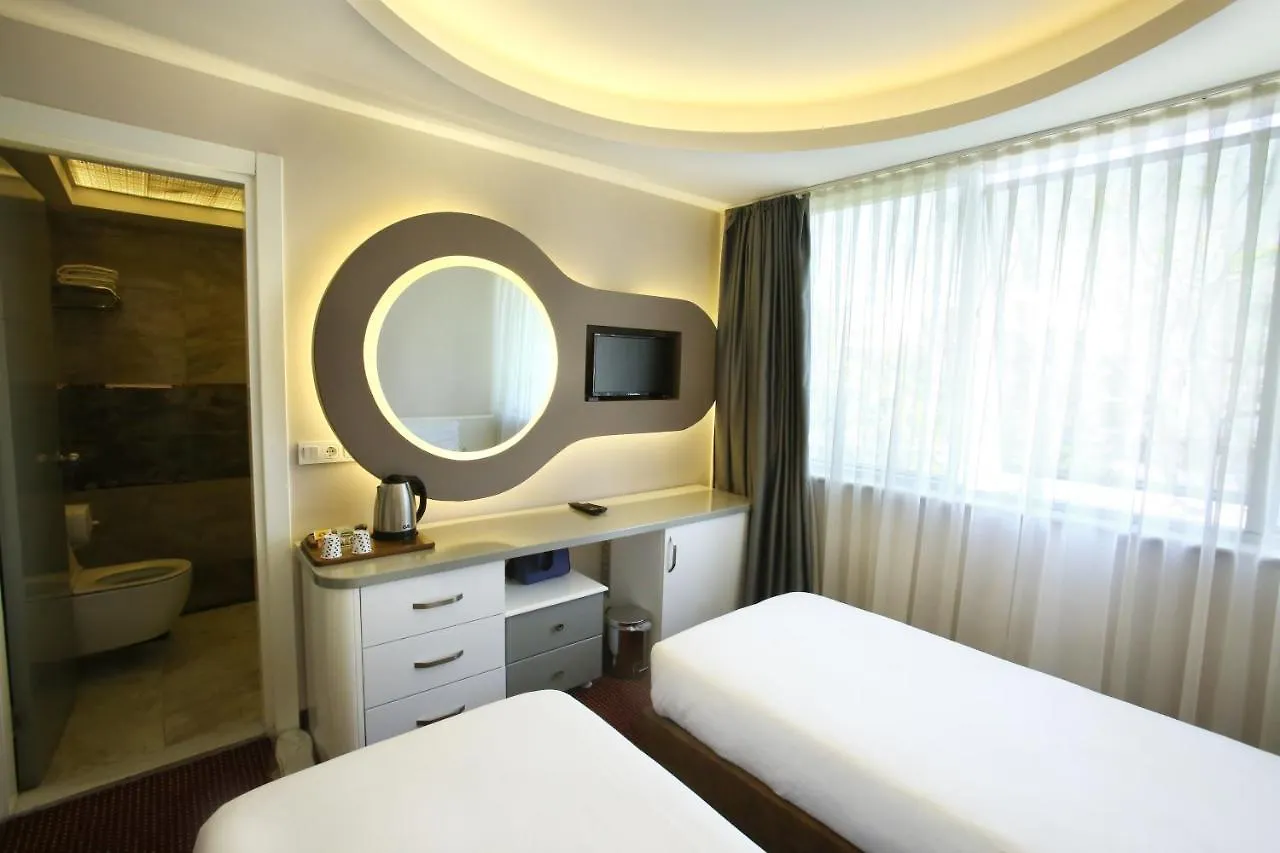 Is Hotel Antalya 0*,