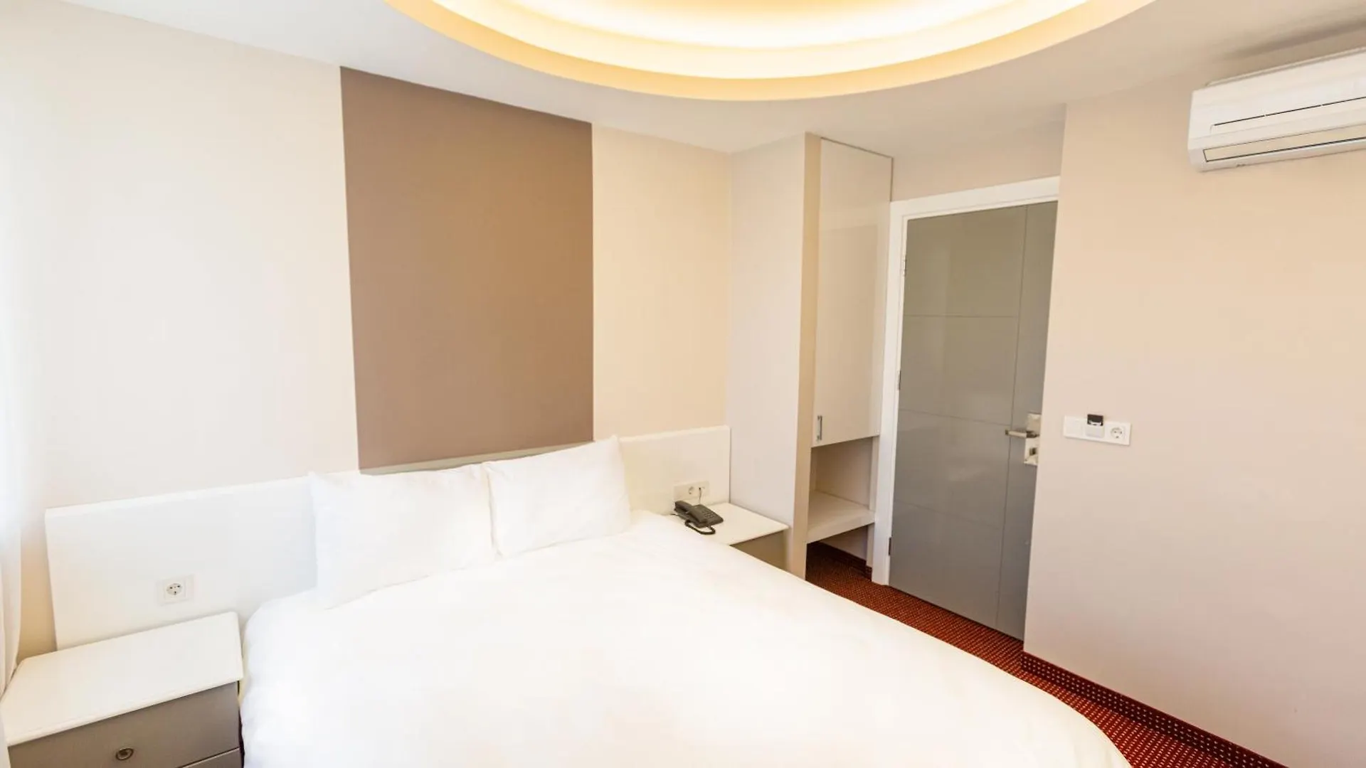 Is Hotel Antalya Bed & Breakfast