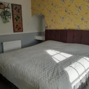 https://inspiro-house.yorkshirehotels.net